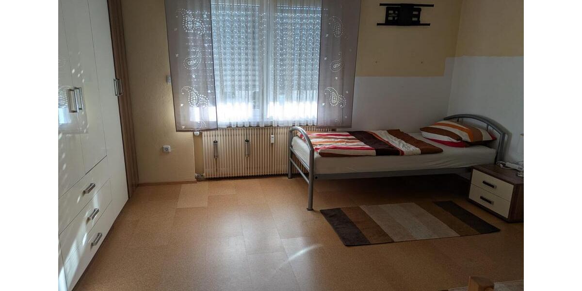 Wohnen auf Zeit Pfreimd - 2 Zimmer, 68 m&sup2;, 25&euro; | Angebot:23503732