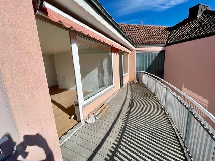 Citynahe 4-Zimmerwohnung mit Balkon!