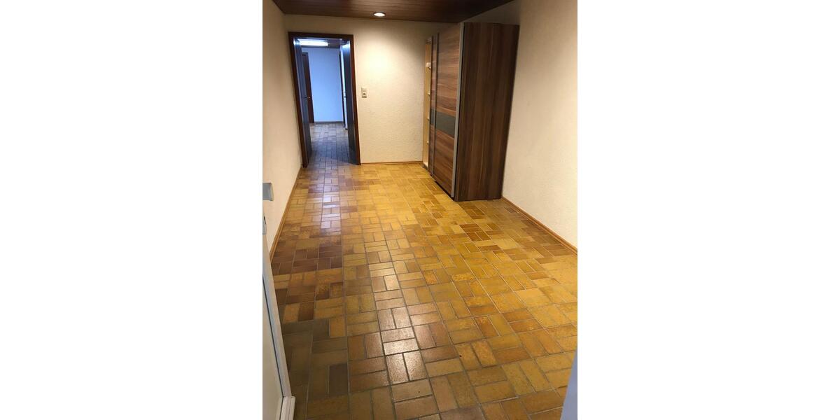 Erdgeschoßwohnung Hagen Hagen-Mitte - 2 Zimmer, 85 m&sup2;, 900&euro; | Angebot:24859436