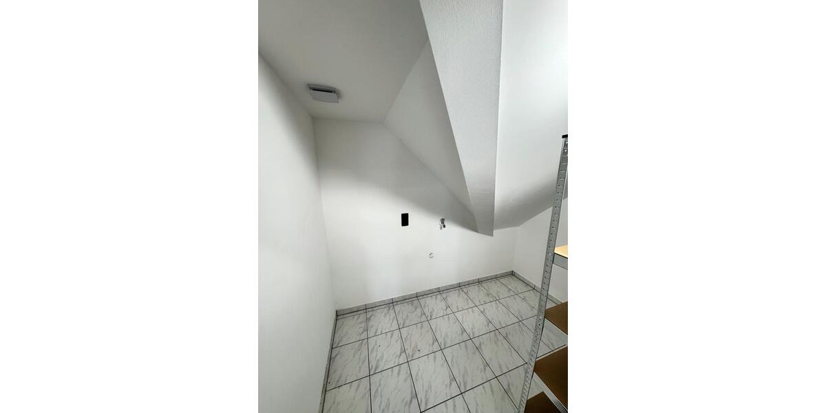Dachgeschoßwohnung Wittlich - 3 Zimmer, 85 m&sup2;, 950&euro; | Angebot:26125972