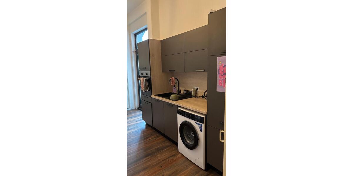 Wohnen auf Zeit Coburg - 5 Zimmer, 22 m&sup2;, 360&euro; | Angebot:24891453