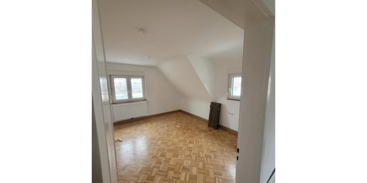 Dachgeschoßwohnung Vellberg - 2 Zimmer, 68 m&sup2;, 750&euro; | Angebot:25723184