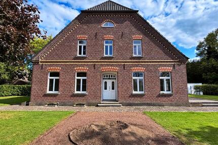 Haus Goch - 8 Zimmer, 350 m&sup2;, 1.950&euro; | Angebot:27615770