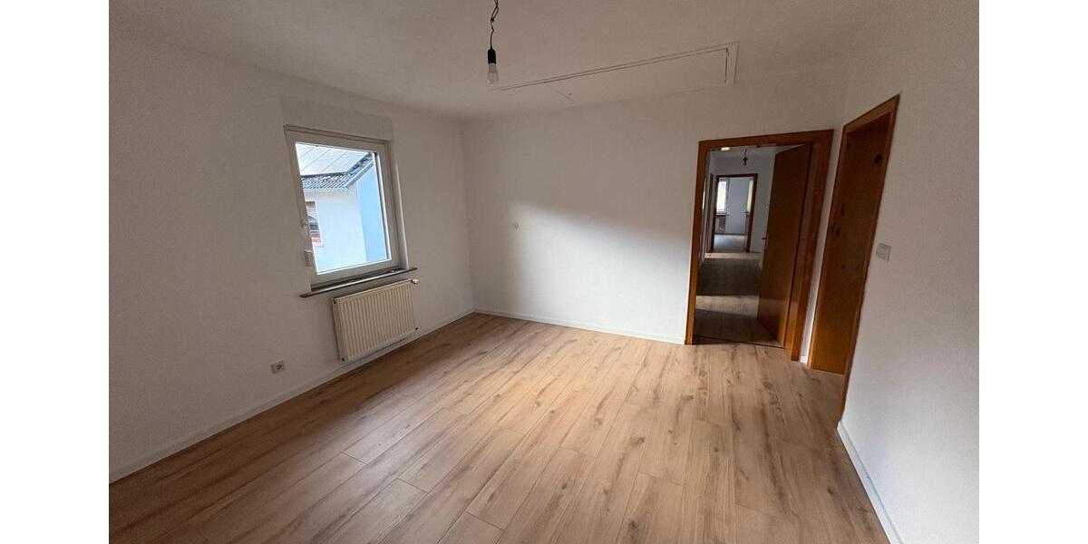 5-Zimmer-Wohnung mit viel Platz – ideal für Familien zimmer