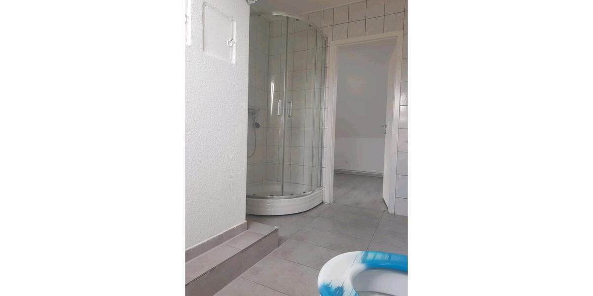 Dachgeschoßwohnung Bergen - 5 Zimmer, 100 m&sup2;, 700&euro; | Angebot:24550244