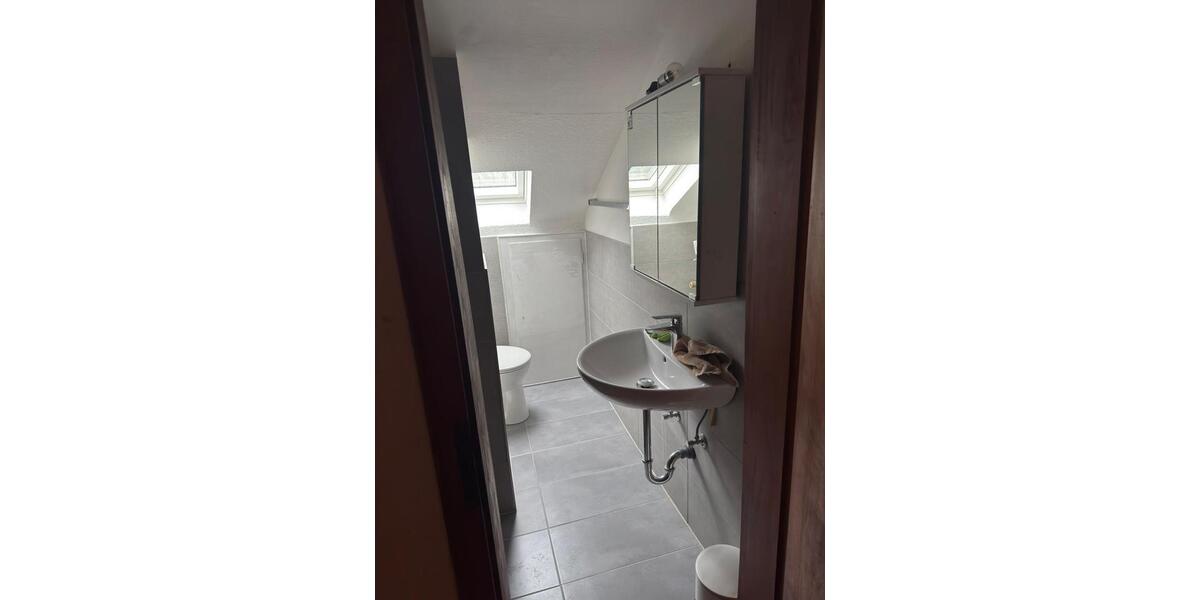 Dachgeschoßwohnung Merchweiler - 4 Zimmer, 90 m&sup2;, 540&euro; | Angebot:26677034