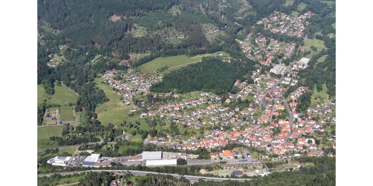 Erdgeschoßwohnung Helsa - 3 Zimmer, 70 m&sup2;, 600&euro; | Angebot:25184887