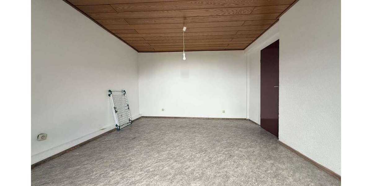 Gemütliche 3-Zimmer-Dachgeschosswohnung mit ca. 72 m² in Friedrichsthal-Bildstock - 3- Friedrichsthal | Angebot:27199791