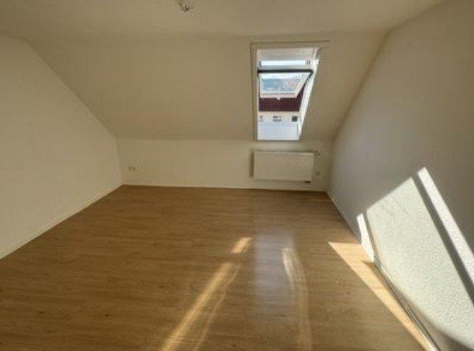 Dachgeschoßwohnung Vechelde - 2 Zimmer, 48 m&sup2;, 495&euro; | Angebot:26493669