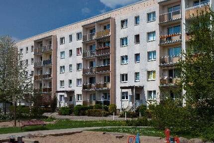 Wohnung Oschersleben Oschersleben - 3 Zimmer, 65 m&sup2;, 329&euro; | Angebot:26515805
