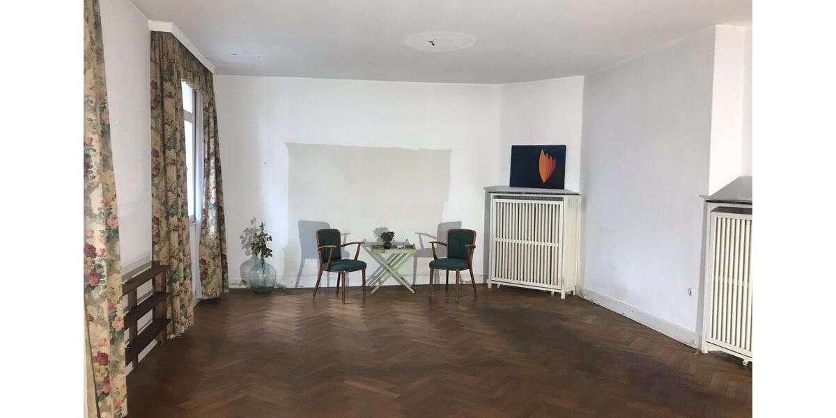 schmuckes Cafe, Gastronomie mit Außenflächen am Markt_ Lütjenburg zimmer