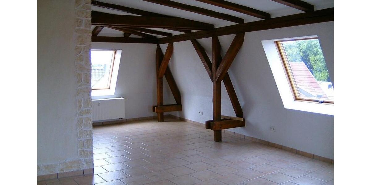 Dachgeschoßwohnung Schönebeck (Elbe) - 2 Zimmer, 74 m&sup2;, 429&euro; | Angebot:26663982