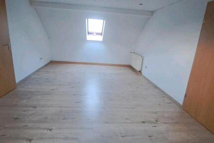 Wohnung Schiffweiler - 1 Zimmer, 85 m&sup2;, 900&euro; | Angebot:26225915