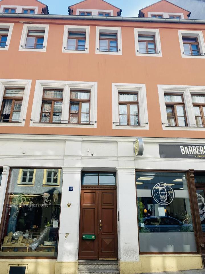 Der perfekte Platz im Hinterhaus für Kosmetik, Nagelpflege, Fotostudio oder Schülerhilfe!