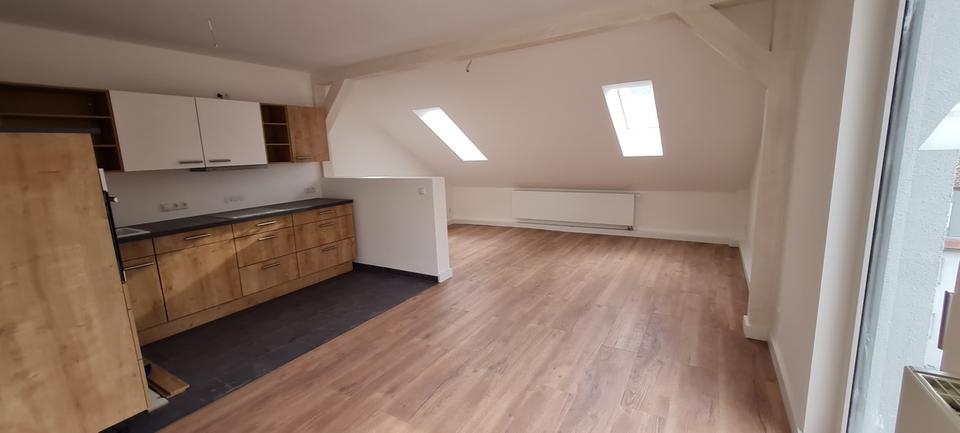 Dachgeschoßwohnung Rudolstadt - 2 Zimmer, 66 m&sup2;, 660&euro; | Angebot:24751528