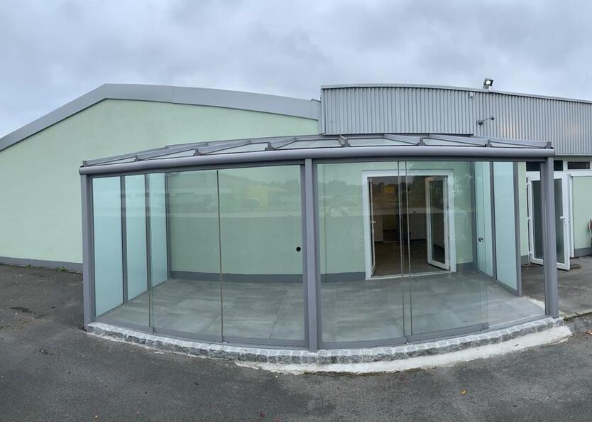Moderne Gewerbe- und Bürofläche in Lipperbruch zu vermieten