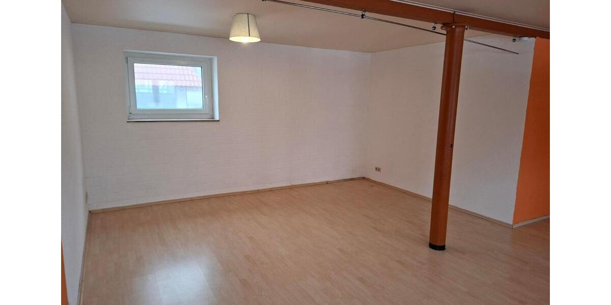 Helle 2-Zimmer-Wohnung in ruhiger Lage von Hauröden 2 zimmer