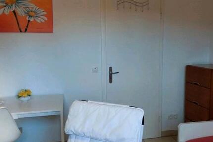 Wohnung Hennef (Sieg) - 1 Zimmer, 28 m&sup2;, 590&euro; | Angebot:24803288