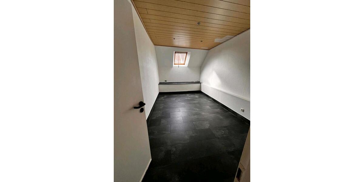Etagenwohnung Obernkirchen - 5 Zimmer, 95 m&sup2;, 850&euro; | Angebot:25894191
