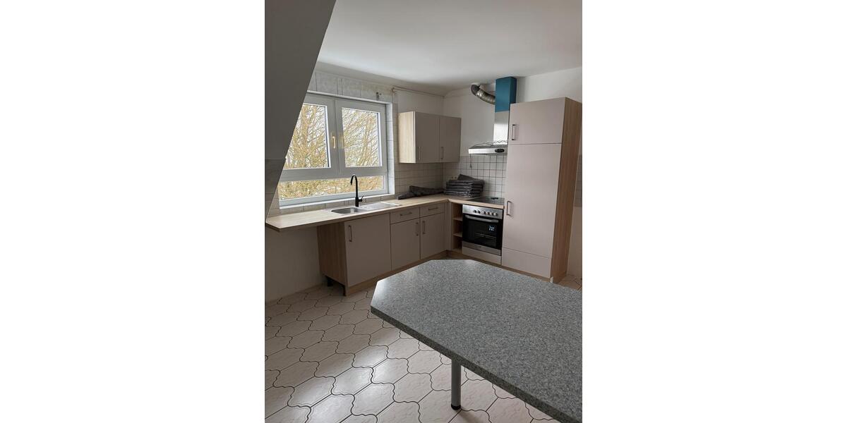 Etagenwohnung Bergen - 5 Zimmer, 103 m&sup2;, 1.020&euro; | Angebot:24766382