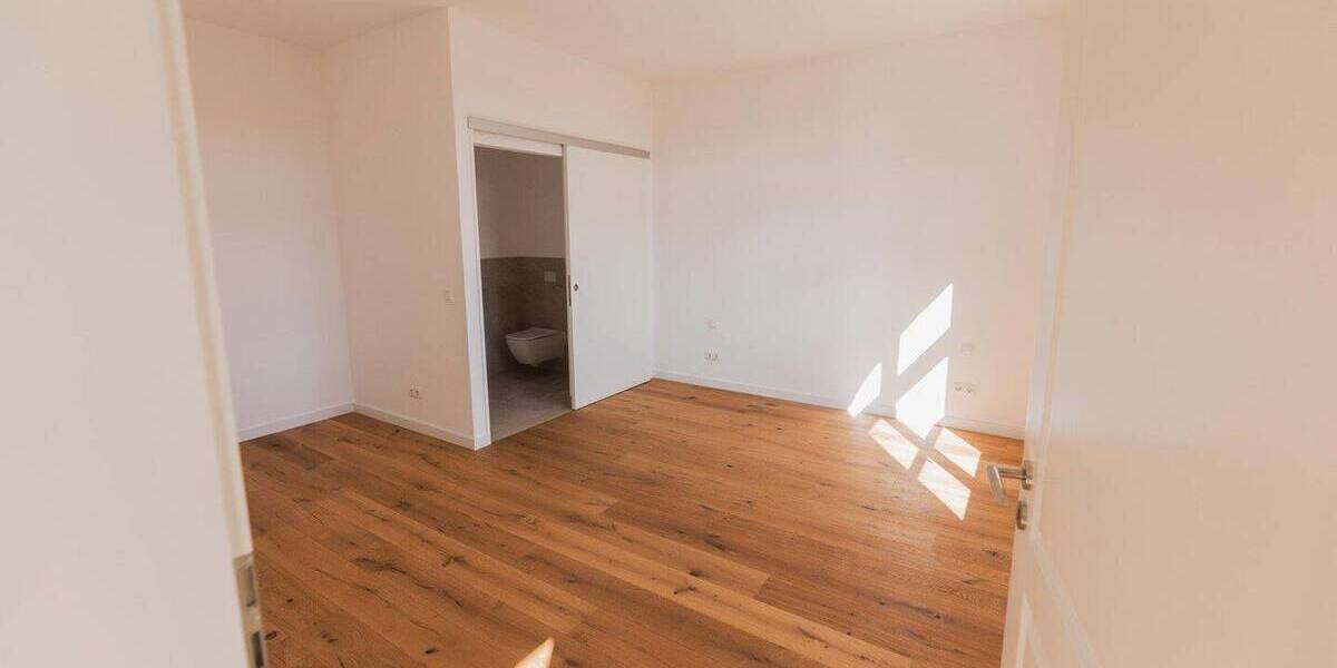 Etagenwohnung Magdeburg Buckau - 2 Zimmer, 42 m&sup2;, 874&euro; | Angebot:26093129