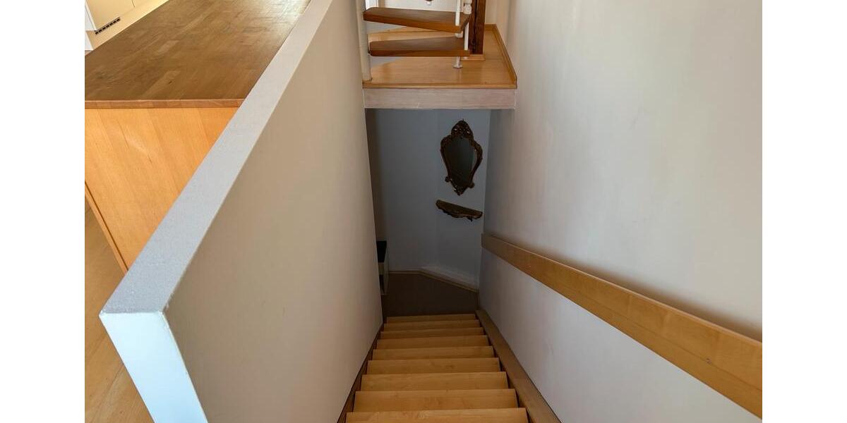 Dachgeschoßwohnung Konstanz - 1 Zimmer, 75 m&sup2;, 1.390&euro; | Angebot:26048789