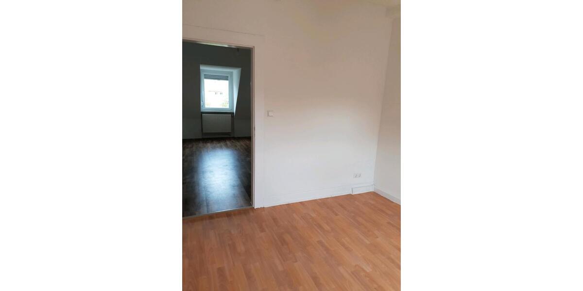 Dachgeschoßwohnung Karlsruhe Durlach - 2 Zimmer, 25 m&sup2;, 450&euro; | Angebot:26285302