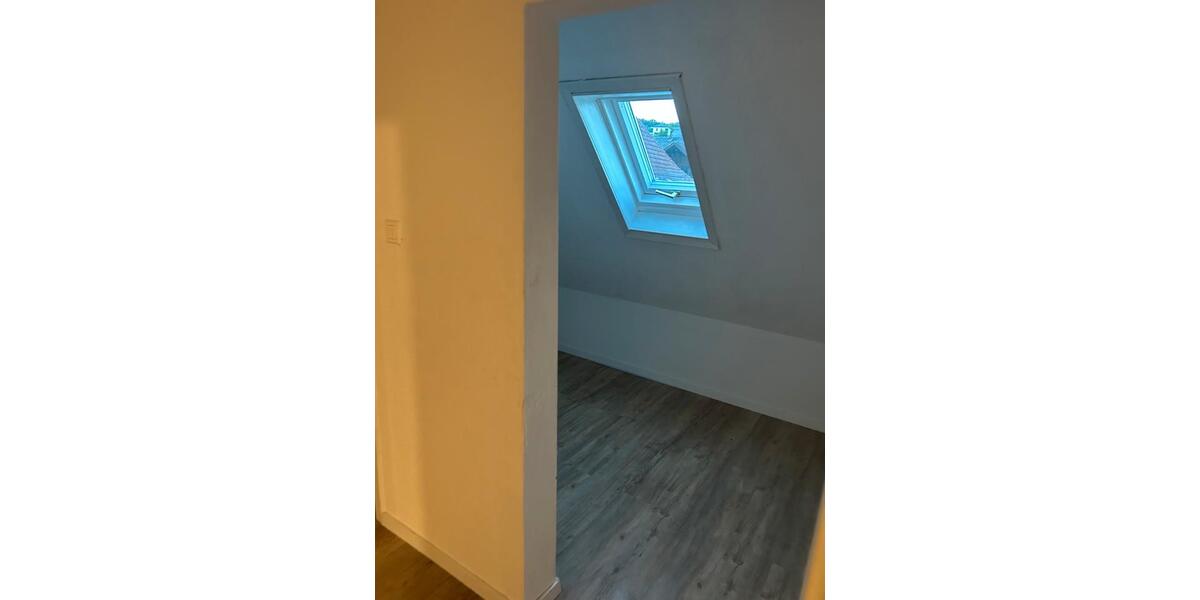 Dachgeschoßwohnung Gladenbach - 2 Zimmer, 70 m&sup2;, 550&euro; | Angebot:26490242