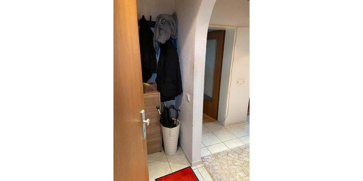 Etagenwohnung Remscheid - 3 Zimmer, 76 m&sup2;, 695&euro; | Angebot:24955899