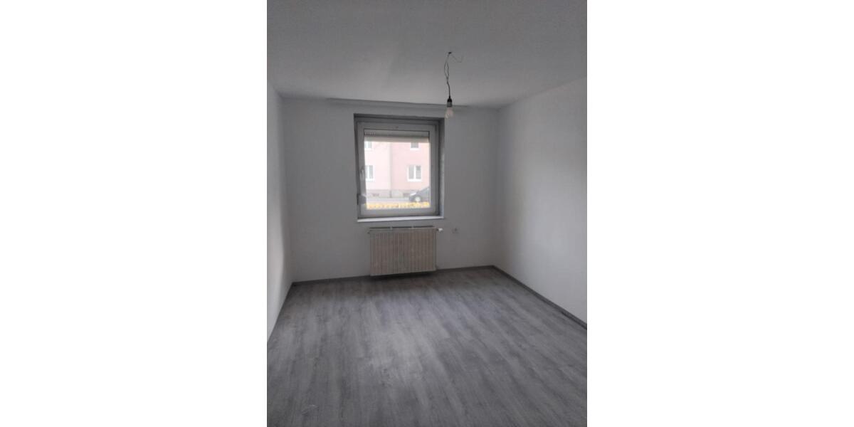 Etagenwohnung Schönwald - 3 Zimmer, 78 m&sup2;, 700&euro; | Angebot:25839160