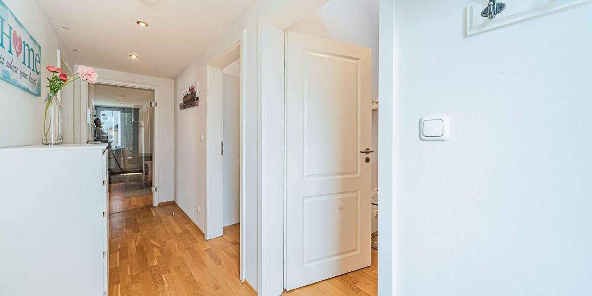 Etagenwohnung Bad Homburg vor der Höhe Bad Homburg - 3 Zimmer, 69 m&sup2;, 1.900&euro; | Angebot:24807631