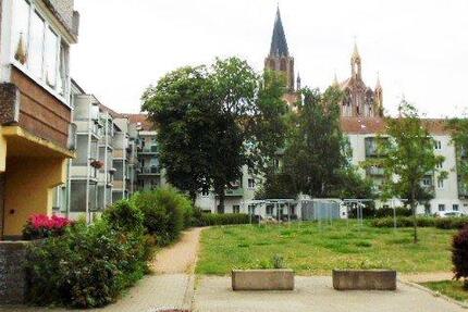 Wohnung Neubrandenburg - 1 Zimmer, 34 m&sup2;, 365&euro; | Angebot:26492465