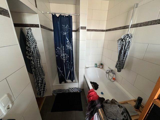 Etagenwohnung Sankt Ingbert - 4 Zimmer, 150 m&sup2;, 750&euro; | Angebot:26610016
