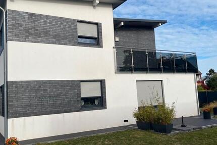 Wohnung Laatzen - 3 Zimmer, 120 m&sup2;, 1.700&euro; | Angebot:26125207