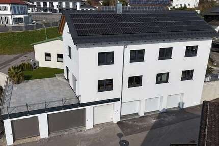 Haus Metten - 6 Zimmer, 225 m&sup2;, 2.400&euro; | Angebot:24717582