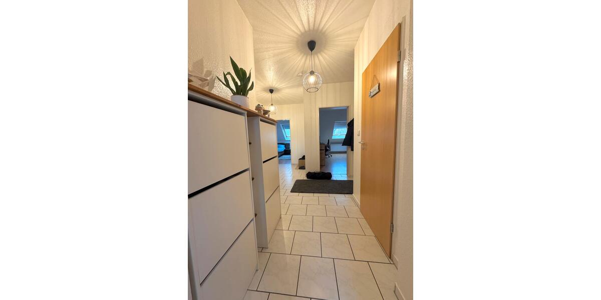 *Helle 2-Zimmer-Wohnung mit Balkon in Leichlingen* 3 zimmer