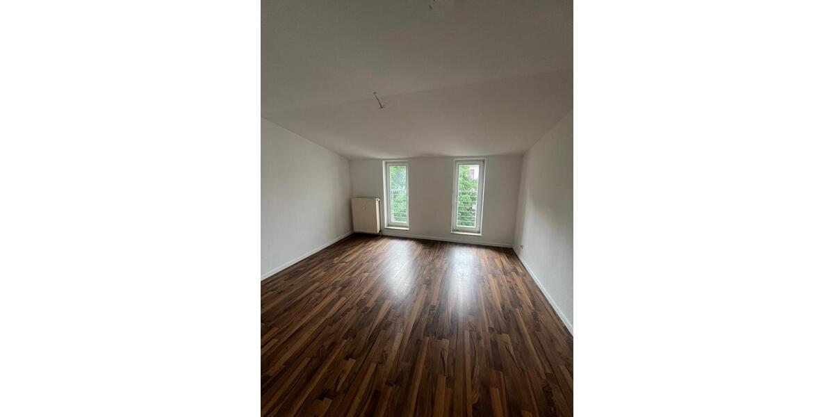 Etagenwohnung Magdeburg - 4 Zimmer, 92 m&sup2;, 887&euro; | Angebot:20606573