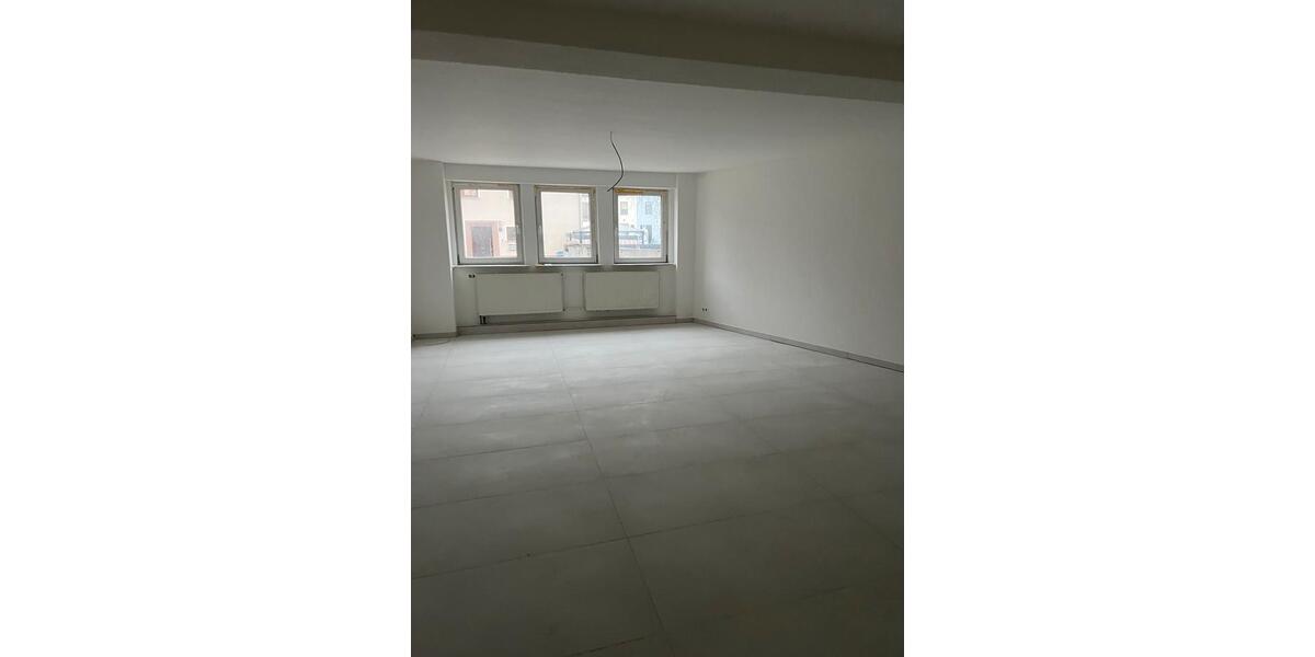 Erdgeschoßwohnung Schwalbach - 1 Zimmer, 85 m&sup2;, 800&euro; | Angebot:25220226