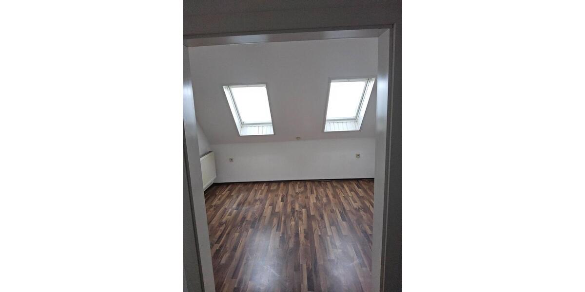 Helle 4-Zimmer-DG-Wohnung in Dingelstädt (130 m²) – sofort verfügbar 4 zimmer