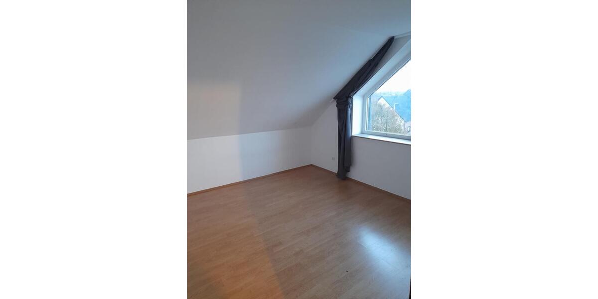 Etagenwohnung Lünen - 3 Zimmer, 80 m&sup2;, 800&euro; | Angebot:24750108