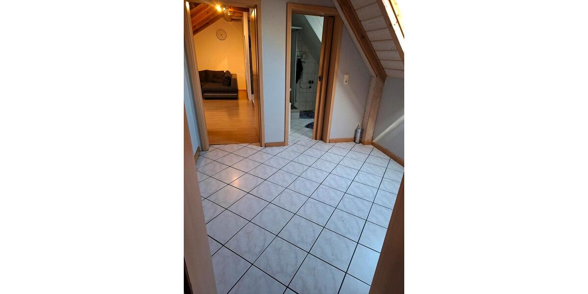 Dachgeschoßwohnung Scheßlitz - 2 Zimmer, 67 m&sup2;, 520&euro; | Angebot:26067012