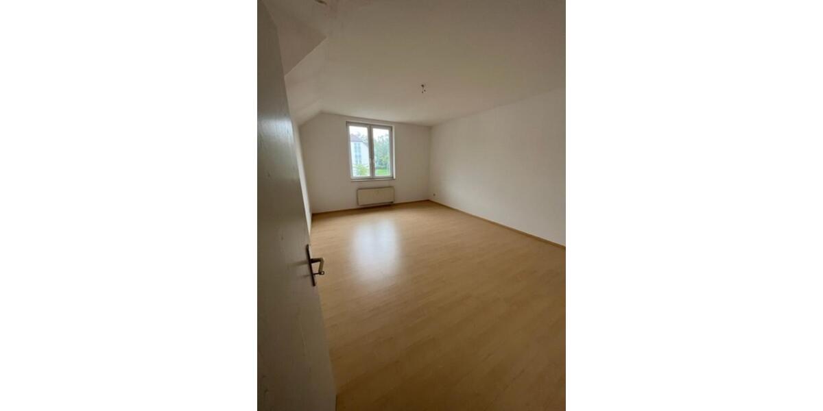 Dachgeschoßwohnung Freiberg - 2 Zimmer, 59 m&sup2;, 295&euro; | Angebot:23907864