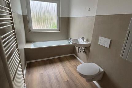 Wohnung Wuppertal Gemarkung Elberfeld - 2 Zimmer, 75 m&sup2;, 710&euro; | Angebot:25253831