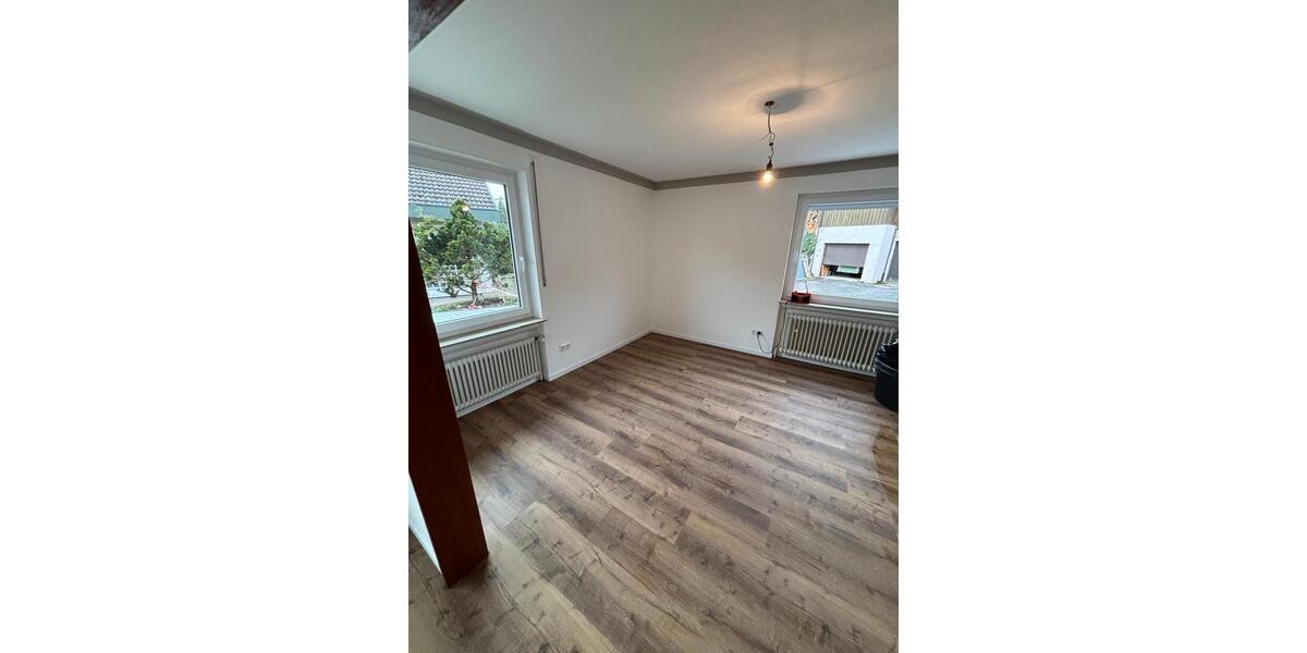 Erdgeschoßwohnung Künzelsau - 4 Zimmer, 93 m&sup2;, 1.100&euro; | Angebot:25959891