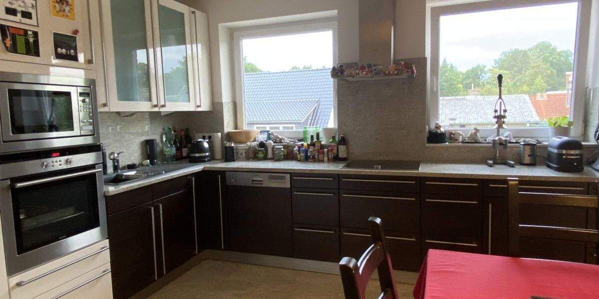 Mehrfamilienhaus, Wohnhaus Hamburg-Eißendorf Eißendorf - 6 Zimmer, 160 m&sup2;, 2.150&euro; | Angebot:25038193