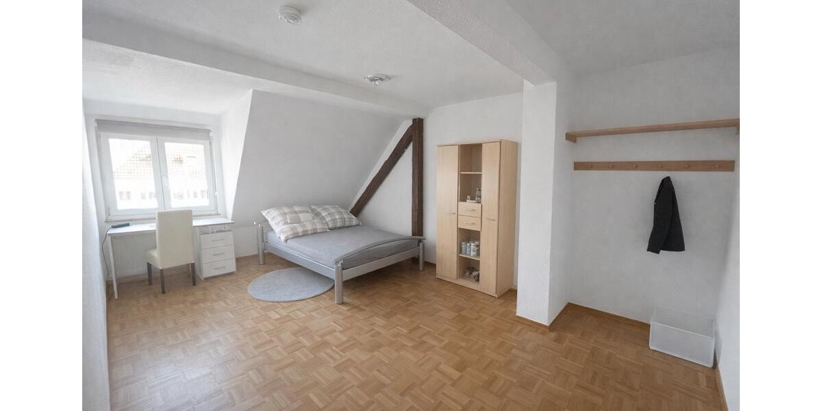 Dachgeschoßwohnung Gaildorf - 3.5 Zimmer, 73 m&sup2;, 750&euro; | Angebot:26019859