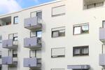 Kernsanierte 2,5-Zi-Wohnung mit EBK, Balkon und Garage