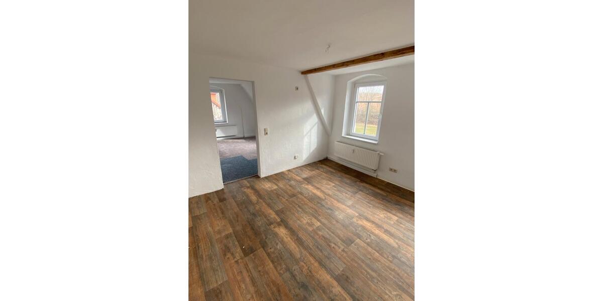 Dachgeschoßwohnung Nossen - 2 Zimmer, 52 m&sup2;, 280&euro; | Angebot:25975235