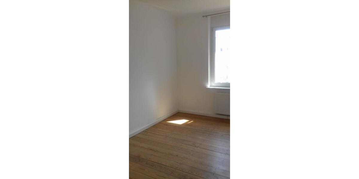 Etagenwohnung Pforzheim Nordstadt - 3 Zimmer, 80 m&sup2;, 960&euro; | Angebot:25976205