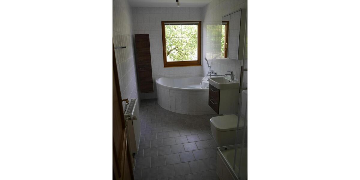 Einfamilienhaus Berg im Gau - 7 Zimmer, 160 m&sup2;, 1.500&euro; | Angebot:26195616